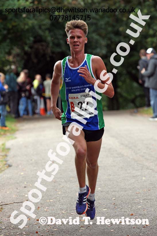 Mens under-17s ERRA Road Relays, Sutton Coldifield, Birmingham. Photo: David T. Hewitson/Sports for All Pics